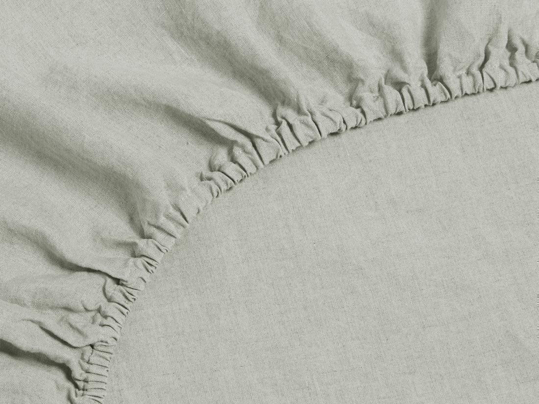 Faconlagen vasket hør misty green