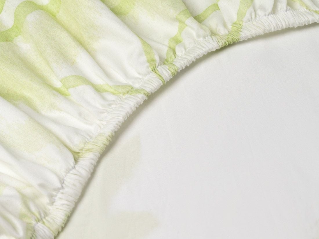 Faconlagen bomuldssatin cosmea