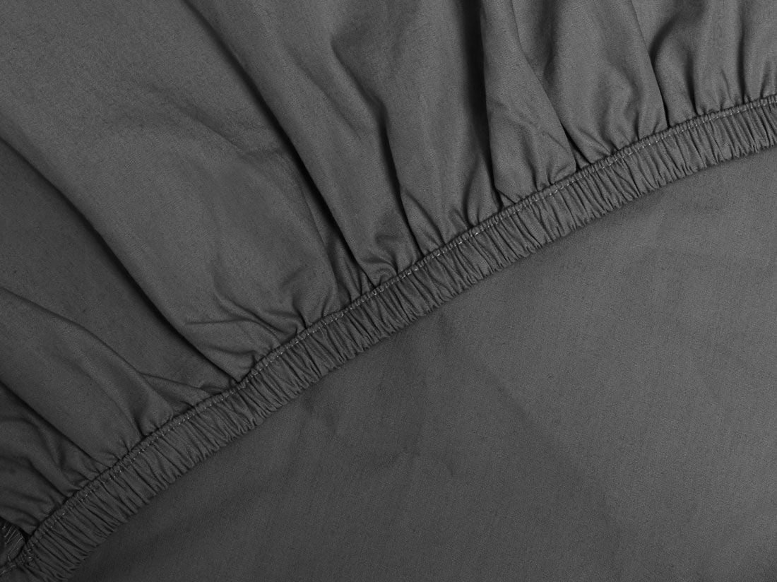 Faconlagen percale dark grey