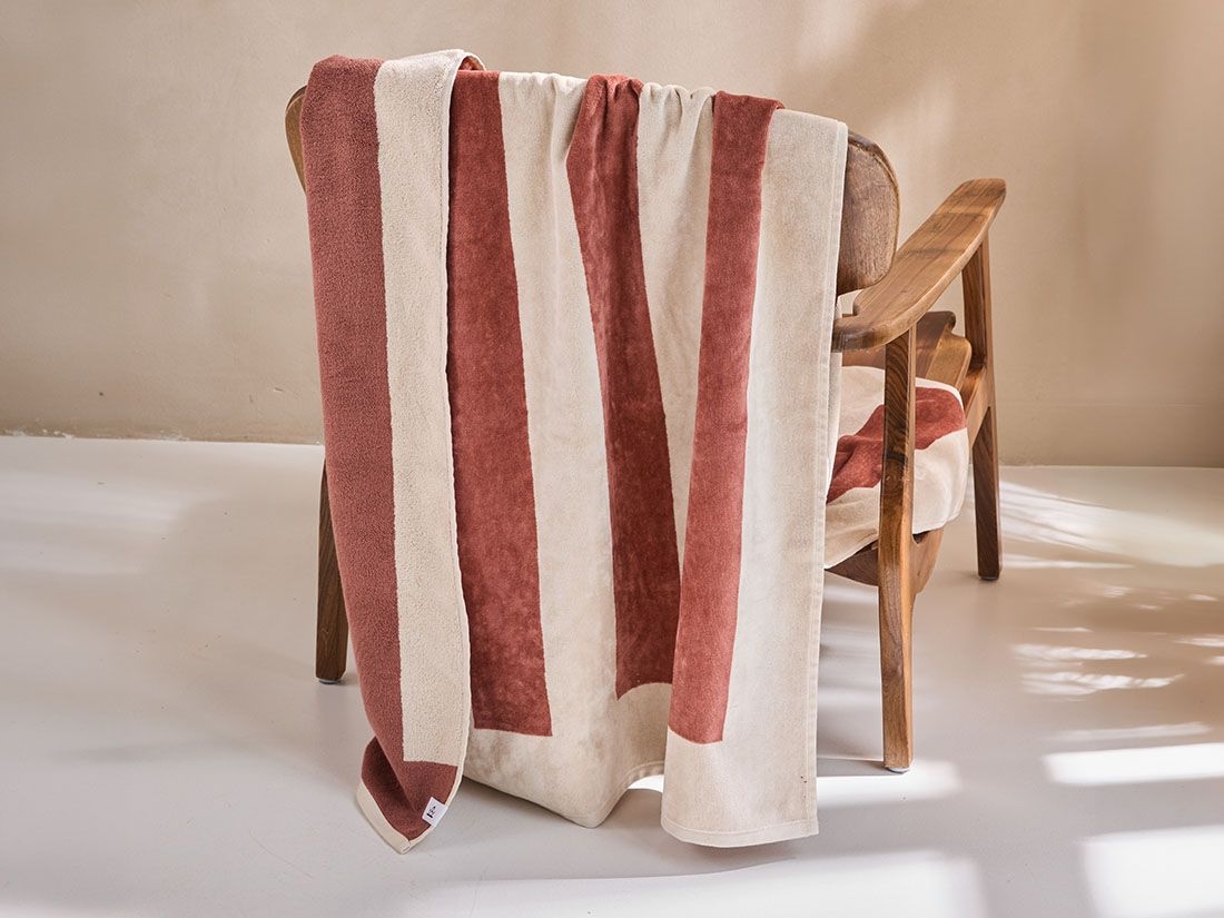 Strandlagen velour blush rose stripe 100x180 - 1 st
