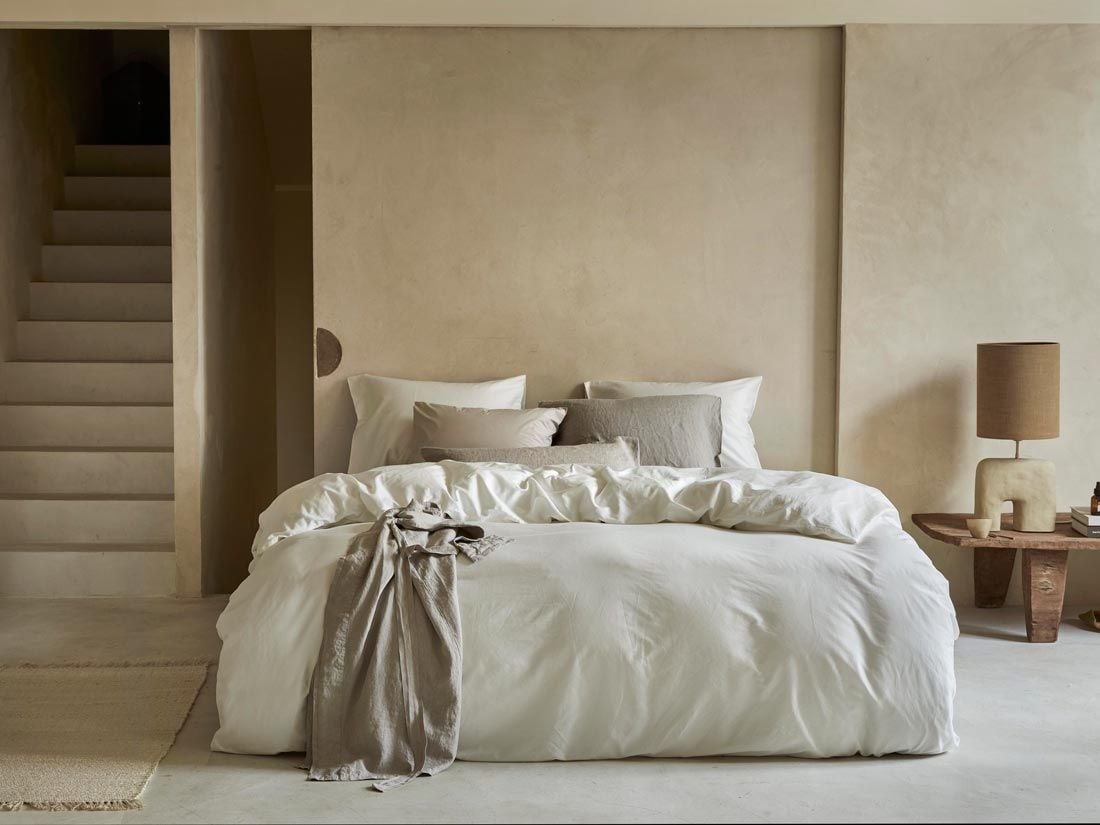 Sengesæt bomuldssatin warm white