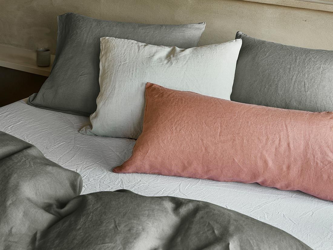 Pudebetræk vasket hør stone green