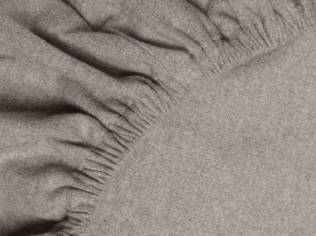 Faconlagen bomuldsflonel stone brown